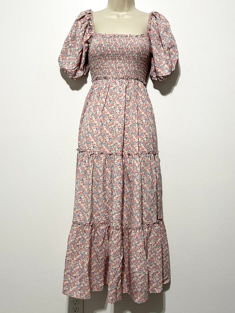 Womens Smocked Puff Sleeve Cottagecore Maxi Dress S Floral Milkmaid Romantic NWT